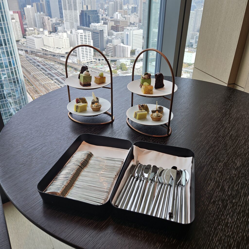 JW Marriott Tokyo Executive Lounge Afternoon Tea
