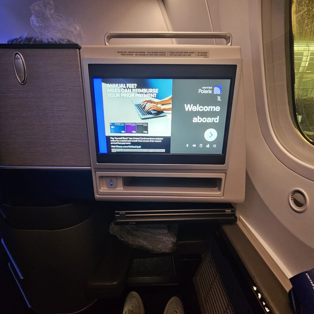 United Polaris Boeing 787-9 Screen