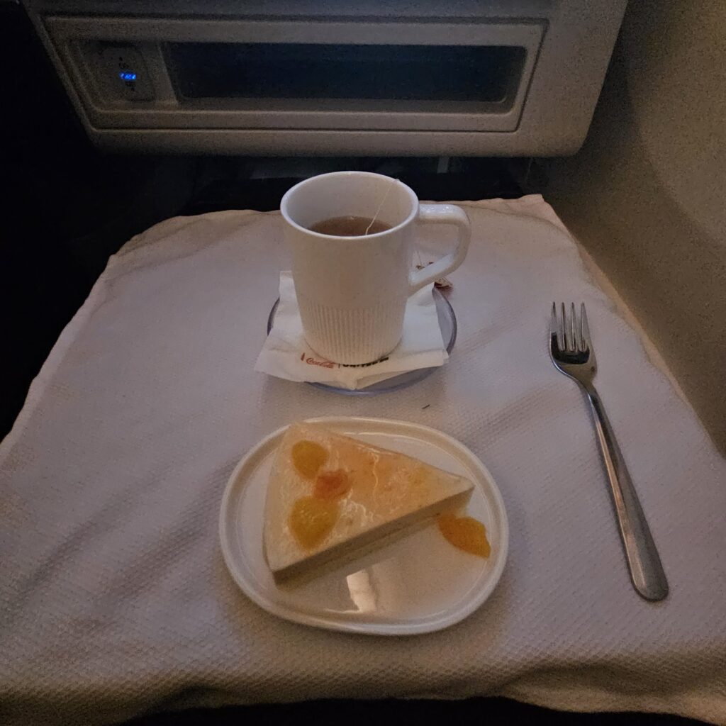United Polaris Boeing 787-9 Mango Mousse Dessert