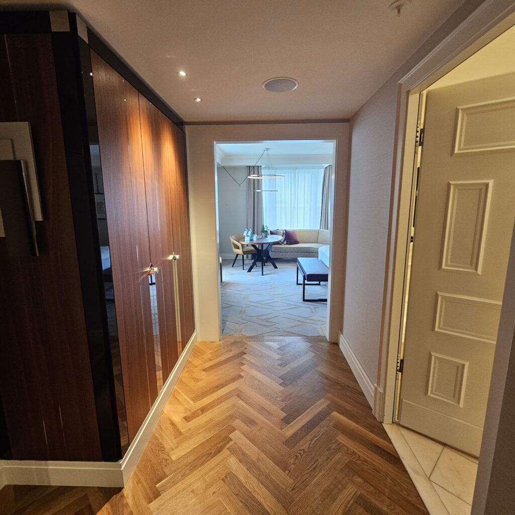 Ritz-Carlton Berlin Deluxe Corner Room Entry