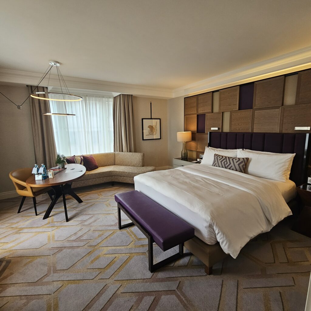 Ritz-Carlton Berlin Deluxe Corner Room