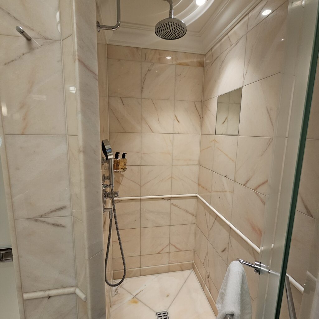 Ritz-Carlton Berlin Deluxe Corner Room