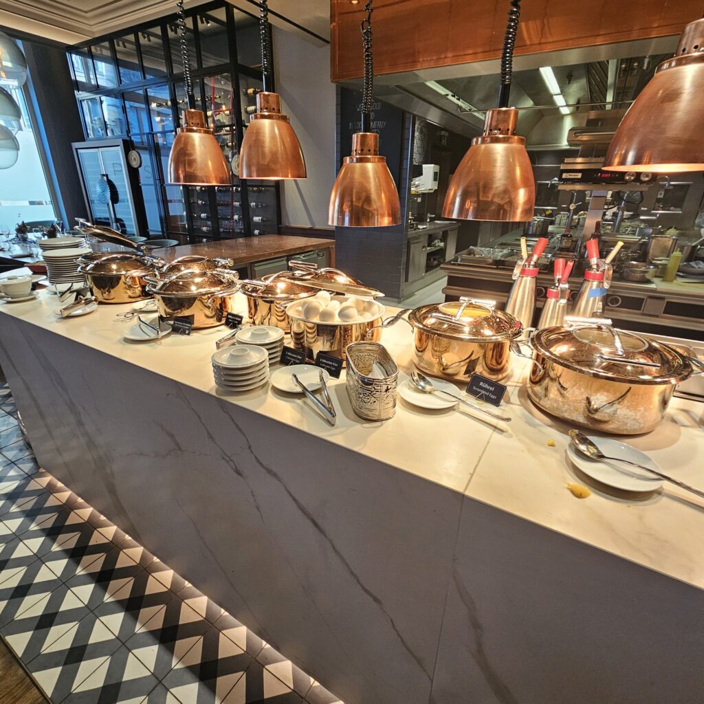 Ritz-Carlton Berlin POTS Restaurant Breakfast Buffet