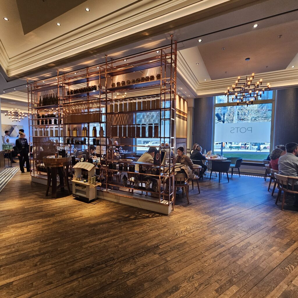 Ritz-Carlton Berlin POTS Restaurant