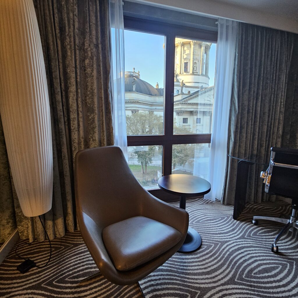 Hilton Berlin King Guest Room with Dome View