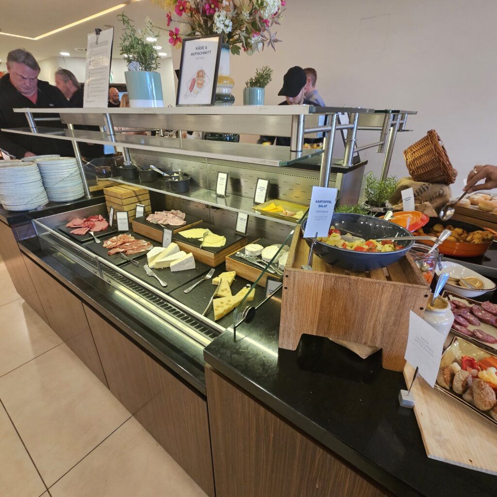 Hilton Berlin Beletage Restaurant Breakfast Buffet