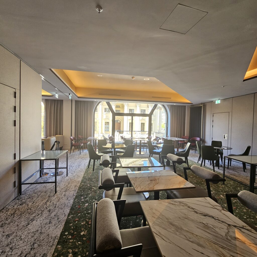 Hilton Berlin Executive Lounge