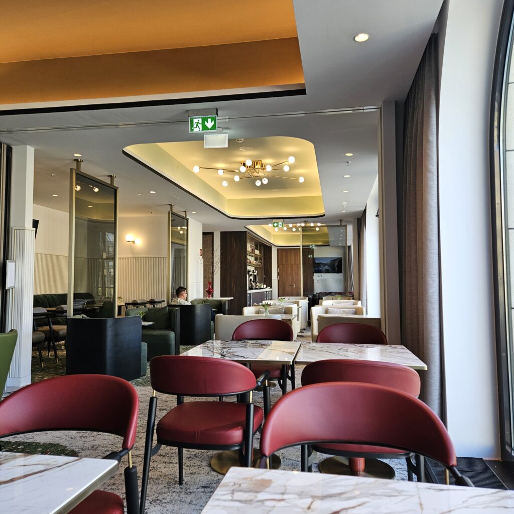 Hilton Berlin Executive Lounge