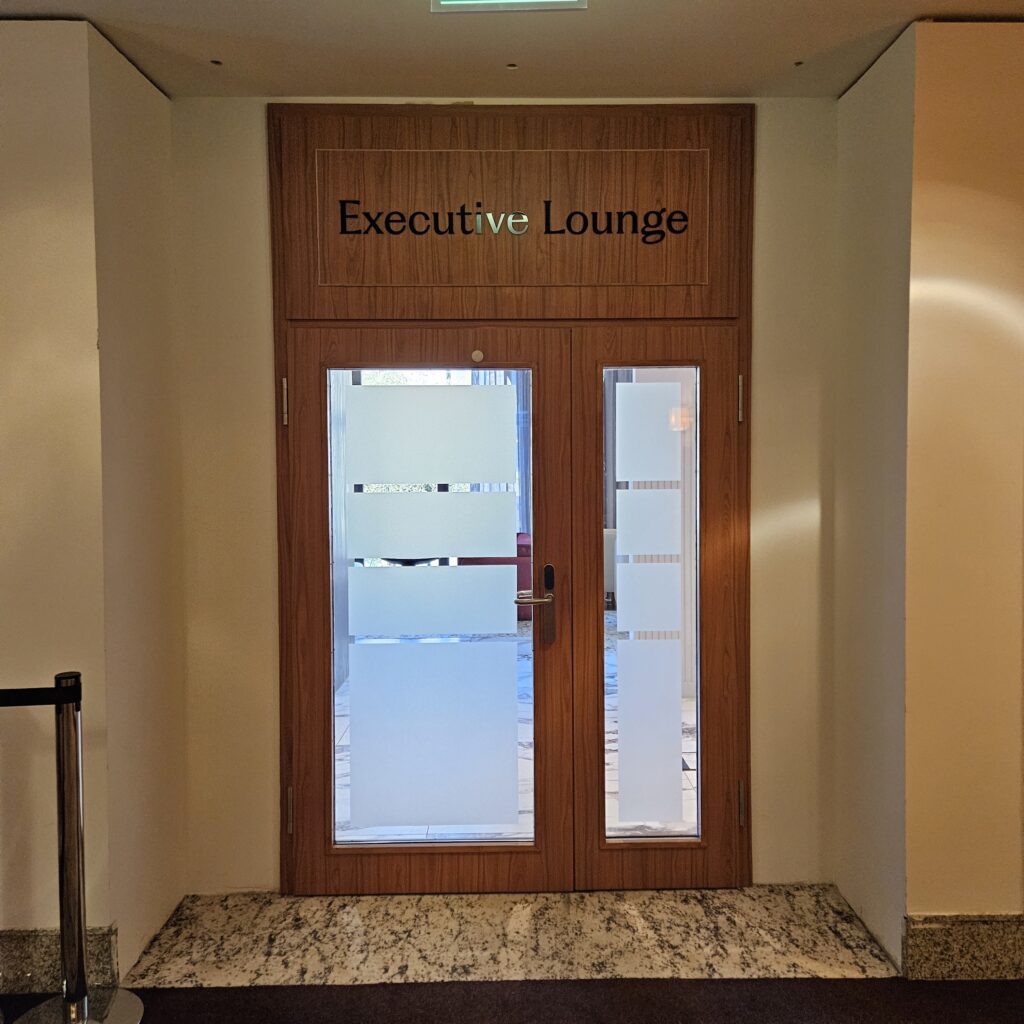 Hilton Berlin Executive Lounge Entry